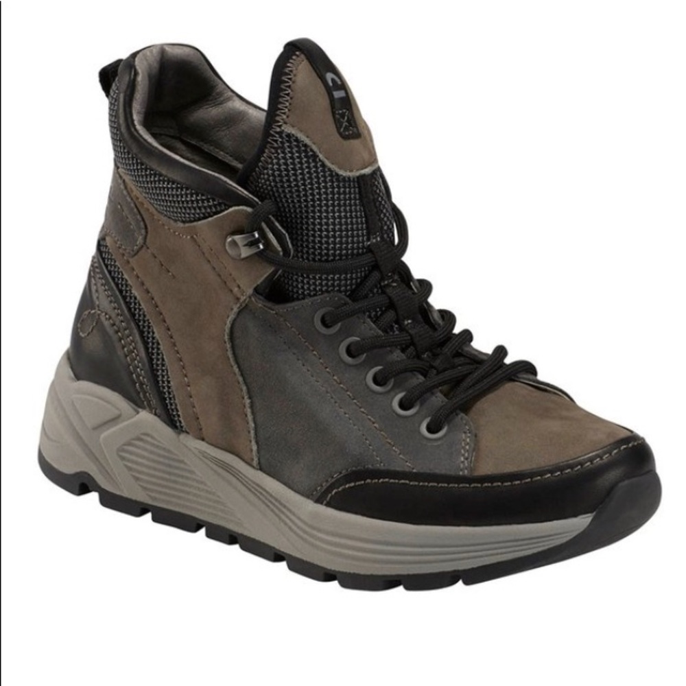 Black and gray leather boot